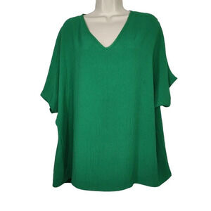 2 Hearts Green Vneck Top Women Size M Oversize Loose Fit Short Sleeve casual